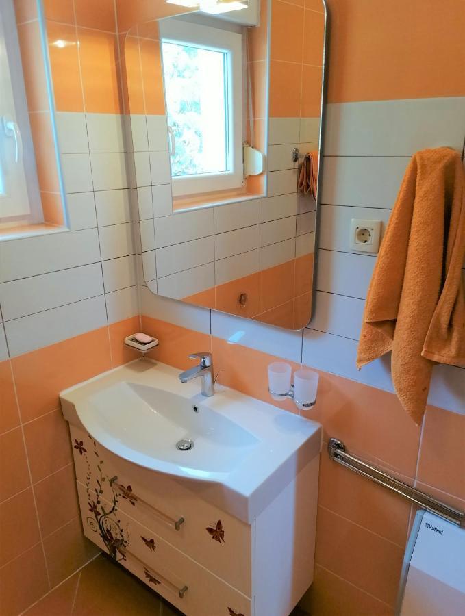 Apartmani Zafaranic Криквеница Екстериор снимка